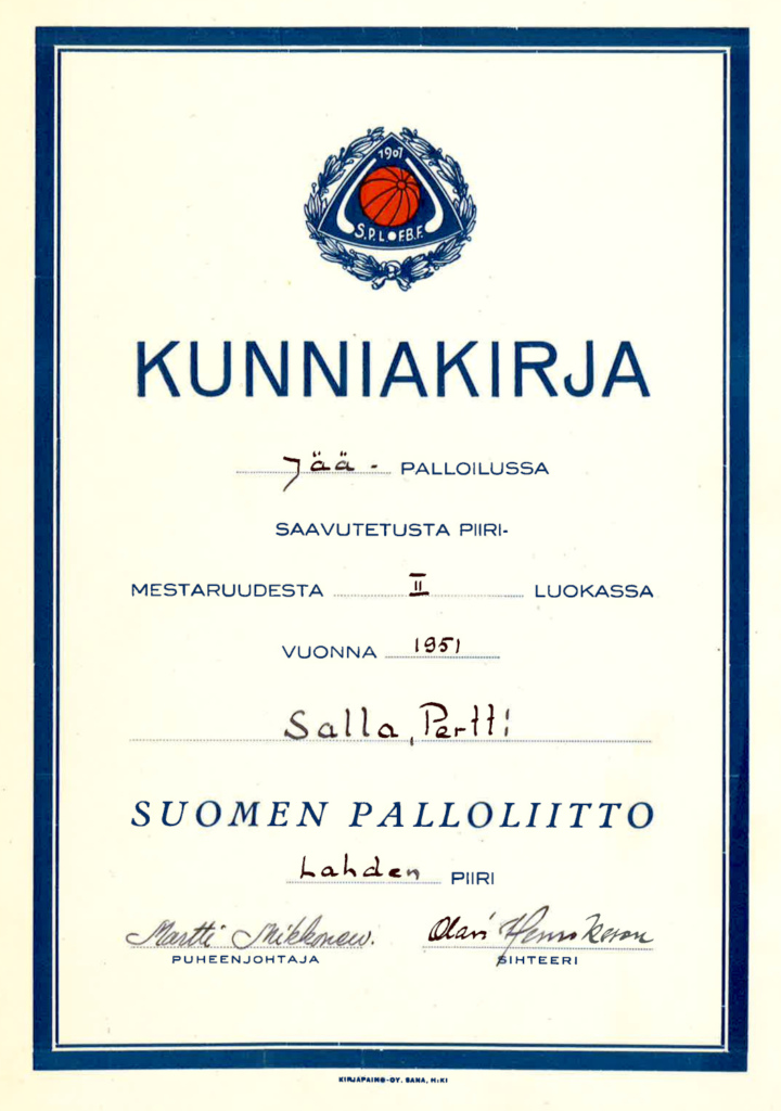 Kunniakirja jääpallosta.