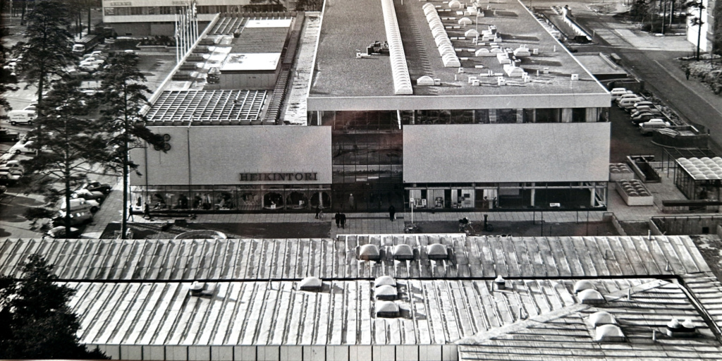 Heikintorin tavaratalo ylhäältä käsin.